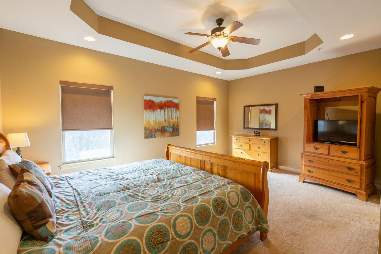 4Br Walk-In - Foosball Table - Hot Tub - Fire Pit - Free Tickets Included - Dv166 Branson Esterno foto