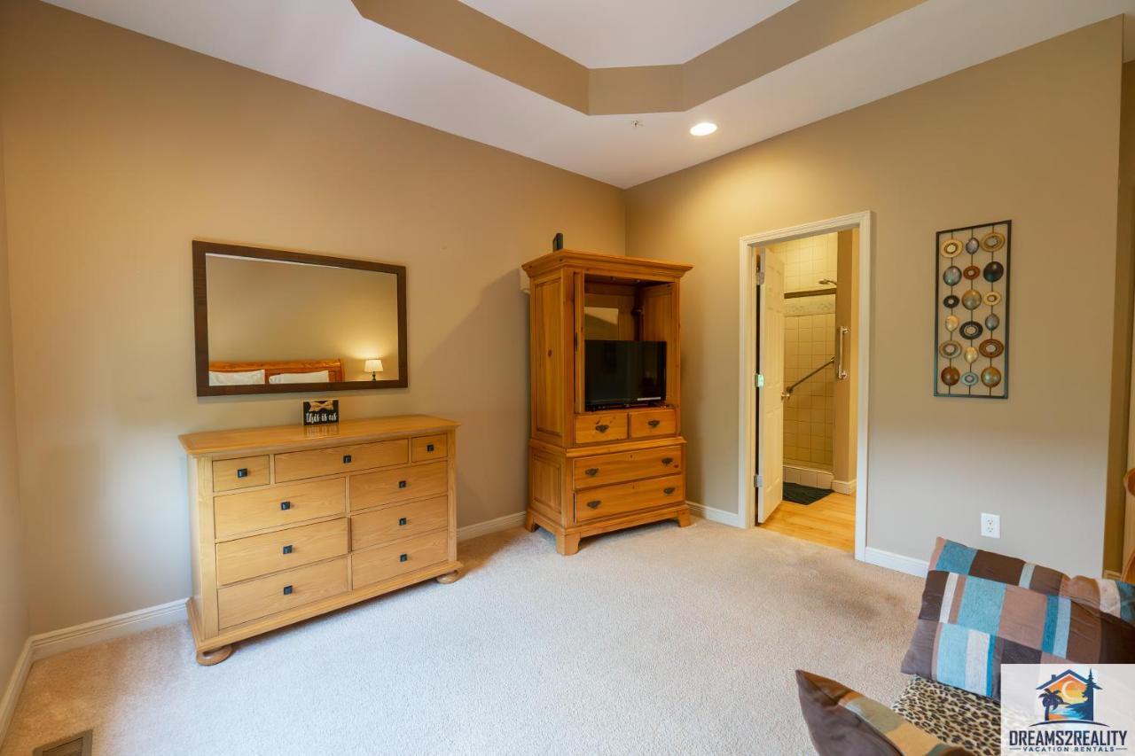 4Br Walk-In - Foosball Table - Hot Tub - Fire Pit - Free Tickets Included - Dv166 Branson Esterno foto