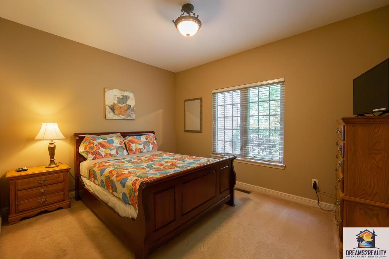 4Br Walk-In - Foosball Table - Hot Tub - Fire Pit - Free Tickets Included - Dv166 Branson Esterno foto