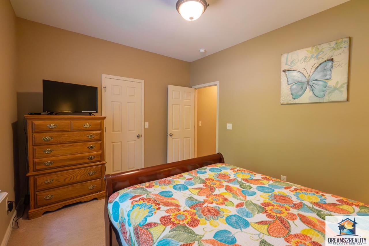 4Br Walk-In - Foosball Table - Hot Tub - Fire Pit - Free Tickets Included - Dv166 Branson Esterno foto